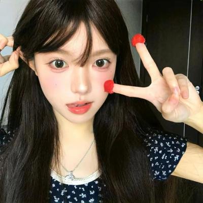 男人转化出机器人铠装